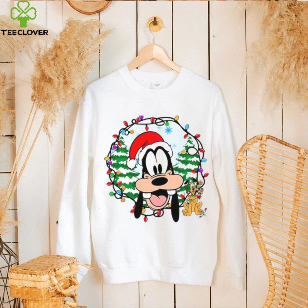 Disney goofy outlet christmas sweater