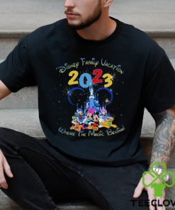 Disney Family Shirt Traveller 2023 World Tour Classic Unisex