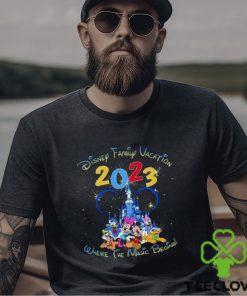 Disney Family Shirt Traveller 2023 World Tour Classic Unisex