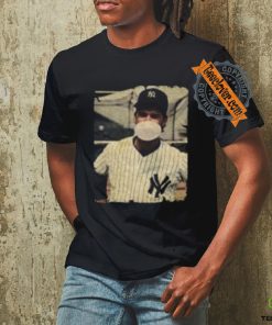 Don Mattingly (Donnie Baseball) in New York Yankees Crewneck shirt