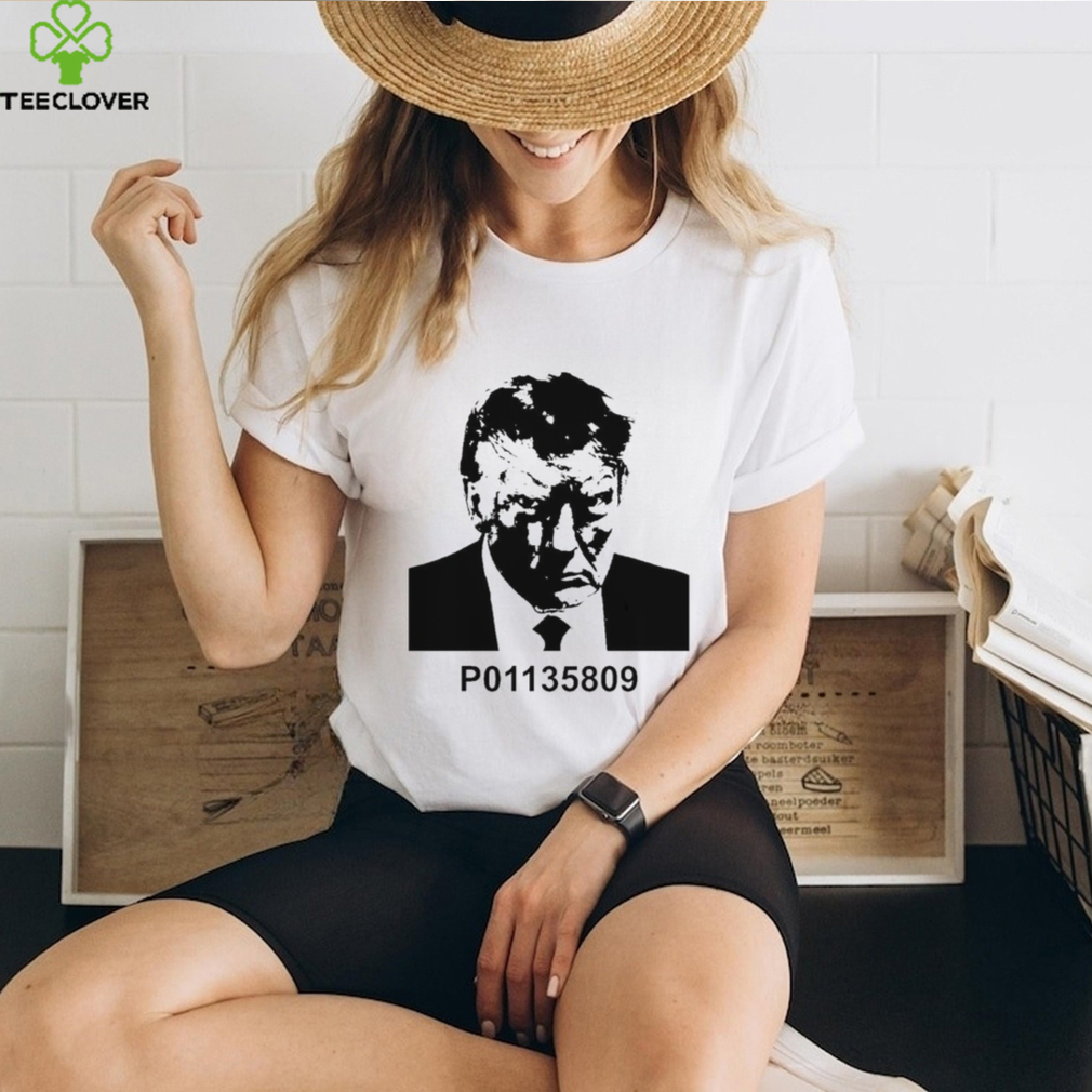 Donald Trump mugshot p01135809 shirt Donald Trump mugshot p01135809 shirt