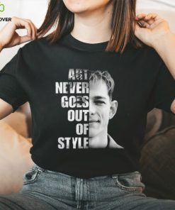 Donaldson Art Never Goes Out Of Style Unisex T Shirt