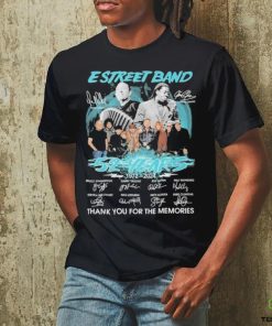 E Street Band And Bruce Springsteen 52 Years 1972 2024 Thank You for the memories signatures hoodie, sweater, longsleeve, shirt v-neck, t-shirt