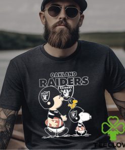 Oakland Raiders Snoopy Plays The Football Game shirt