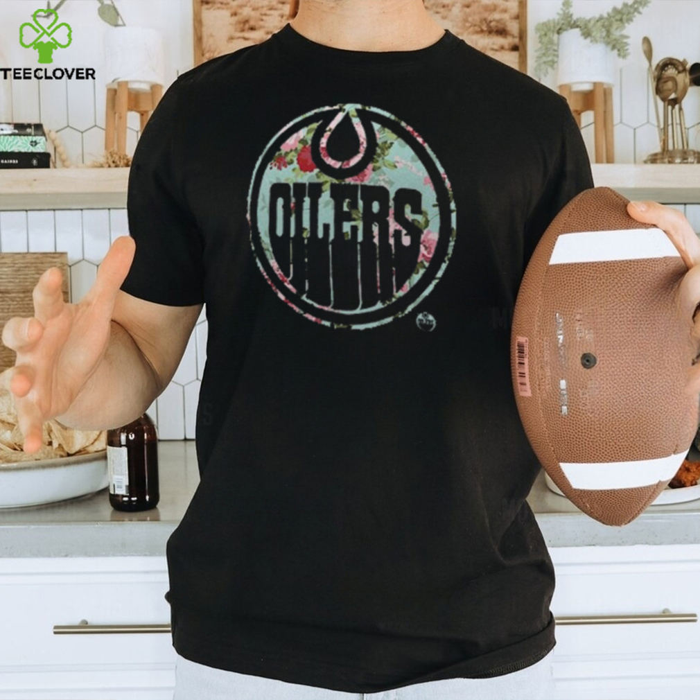 Edmonton Oilers Fanatics Branded Black Lovely Plus Shirt Edmonton Oilers Fanatics Branded Black Lovely Plus Shirt