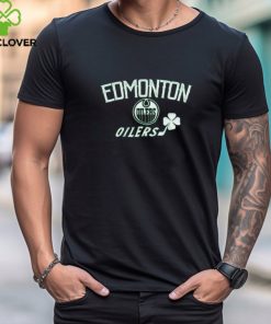 Edmonton Oilers Levelwear Women's St. Patrick's Day Paisley Clover shirt