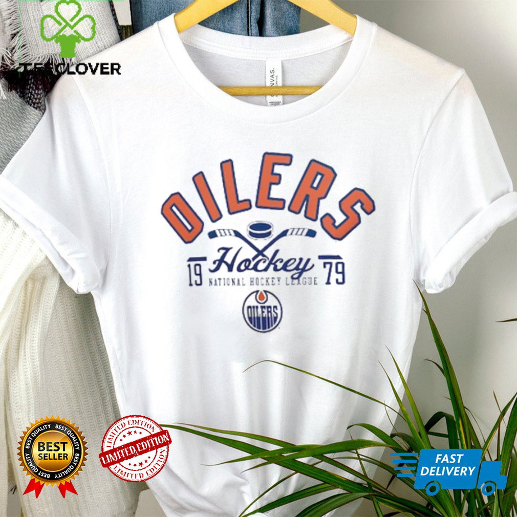 Edmonton Oilers Starter White Puck T Shirt Edmonton Oilers Starter White Puck T Shirt