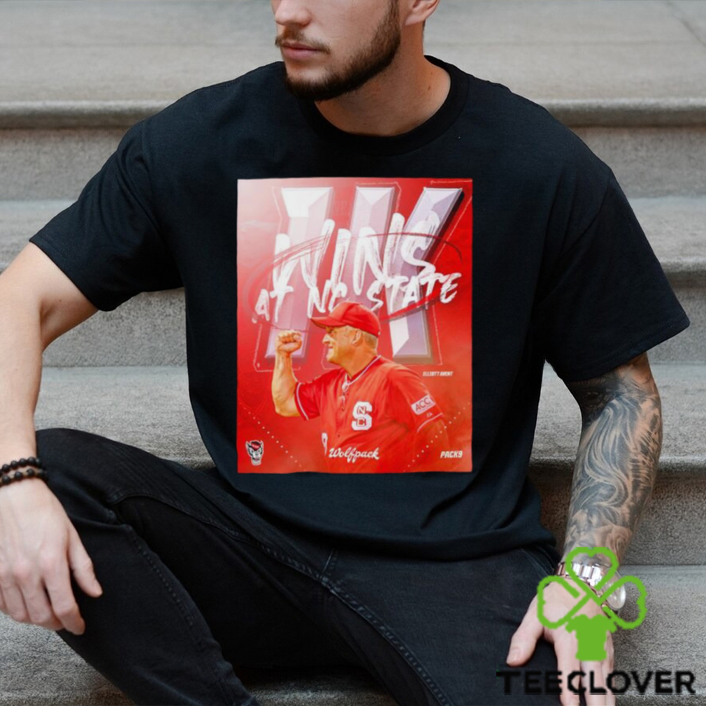Elliott Avent 1000 wins at NC State poster shirt Elliott Avent 1000 wins at NC State poster shirt