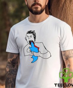 Elon devouring his Twitter new shirt