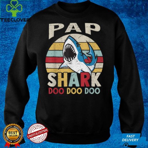 FAMILY 365 Fathers Day Funny Pap Shark Grandpa Gift Men T Shirt