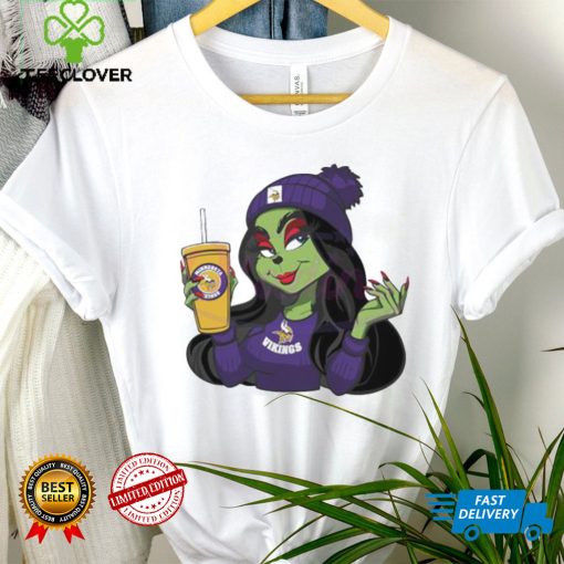 Female Grinch Minnesota Vikings Football Drink Coffee Shirt