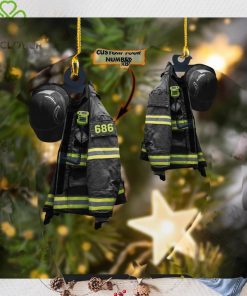 Firefighter Shaped Ornament (Capitaine   Black Helmet)