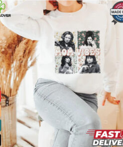Floral Mom Vibes shirt