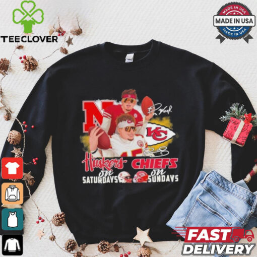Friends Raiola And Mahomes Huskers On Saturdays X Chiefs On Sundays Signatures Shirt