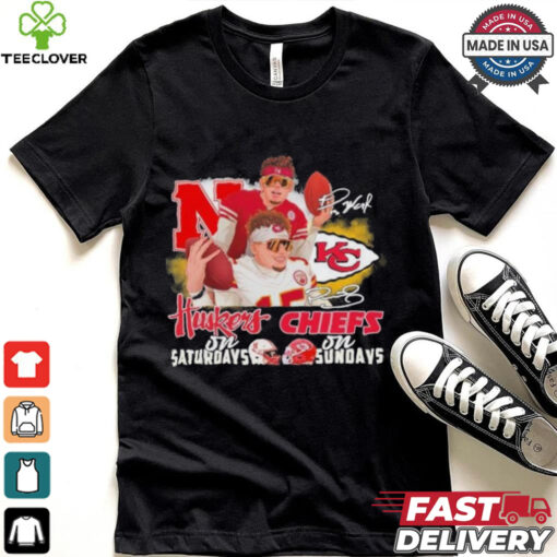 Friends Raiola And Mahomes Huskers On Saturdays X Chiefs On Sundays Signatures Shirt