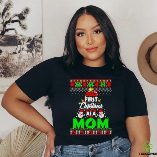 Funny 2023 First Christmas as a mom hoodie, sweater, longsleeve, shirt v-neck, t-shirt