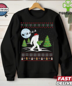 Funny Bigfoot Xmas Gift Santa Hat Ugly Bigfoot Christmas T Shirt Recovered
