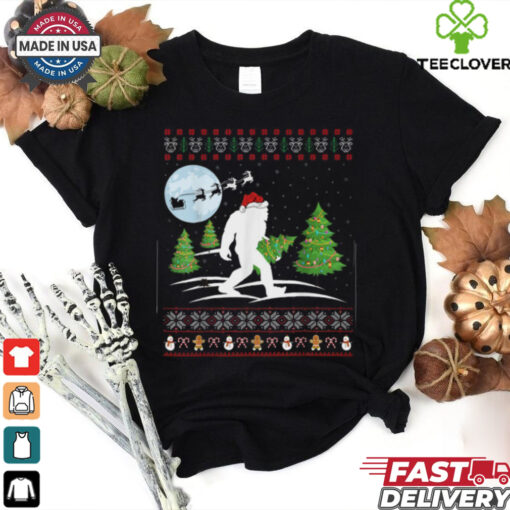 Funny Bigfoot Xmas Gift Santa Hat Ugly Bigfoot Christmas T Shirt Recovered