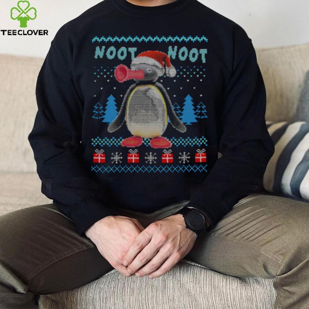 Funny Christmas Pingu Meme Xmas shirt Funny Christmas Pingu Meme Xmas shirt