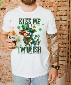 Funny Cow Kiss me I'm Irish St, Patrick's Day Shirt