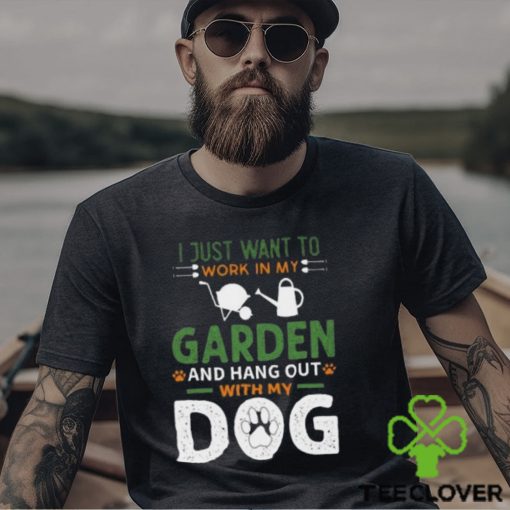 Funny Gardening Dog Lover Gardener Garden Plants Classic T Shirt