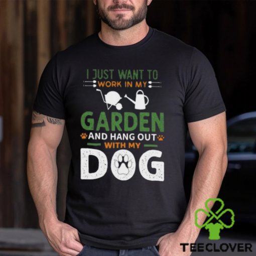 Funny Gardening Dog Lover Gardener Garden Plants Classic T Shirt