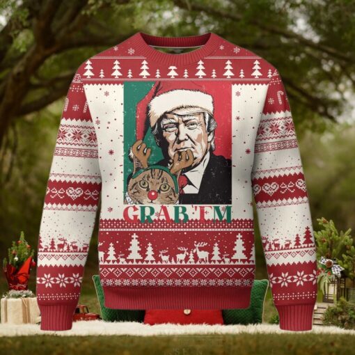 Funny Xmas Trump Ugly Christmas Sweater Grab ’em Trump Hug Reindeer