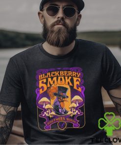 Funny blackberry smoke top hat rooster shirt