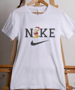 Gato Garfield Nike Logo Christmas 2023 Shirt