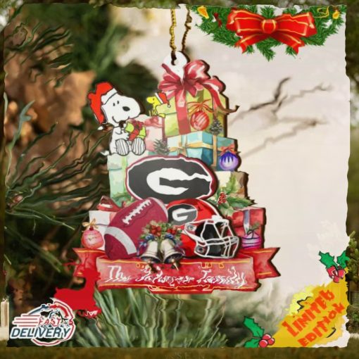 Georgia Bulldogs And Snoopy Christmas NCAA Ornament Custom Your Family Name