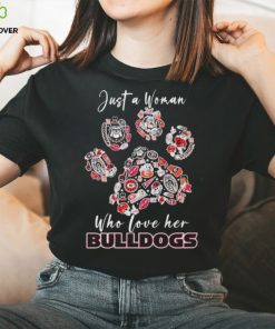 Georgia Bulldogs Paw Just a Woman who love her Bulldogs shirt