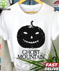 Ghost mountain pumpkin not worth this pain Halloween Shirt