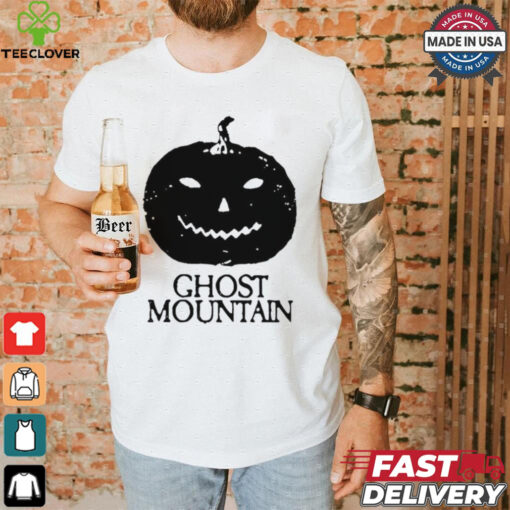 Ghost mountain pumpkin not worth this pain Halloween Shirt