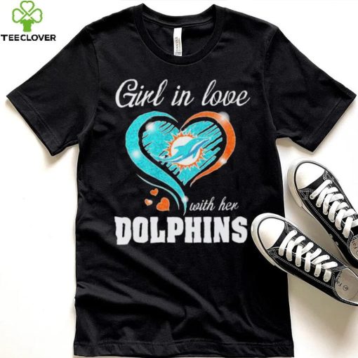 Girl In Love Heart Dolphins Shirt