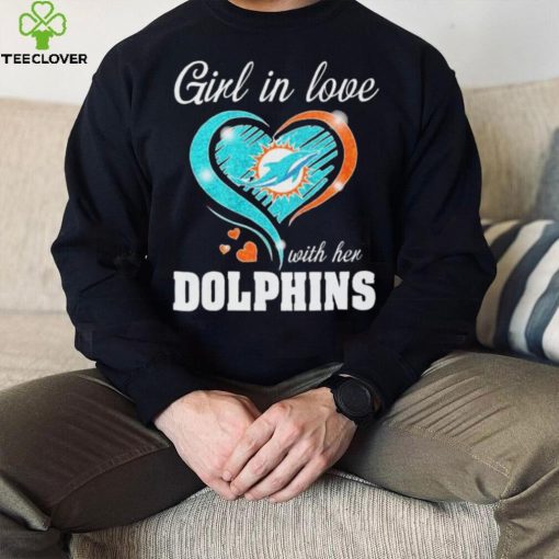 Girl In Love Heart Dolphins Shirt