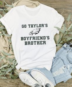 Go taylor’s boyfriend’s brother philadelphia eagles logo shirt
