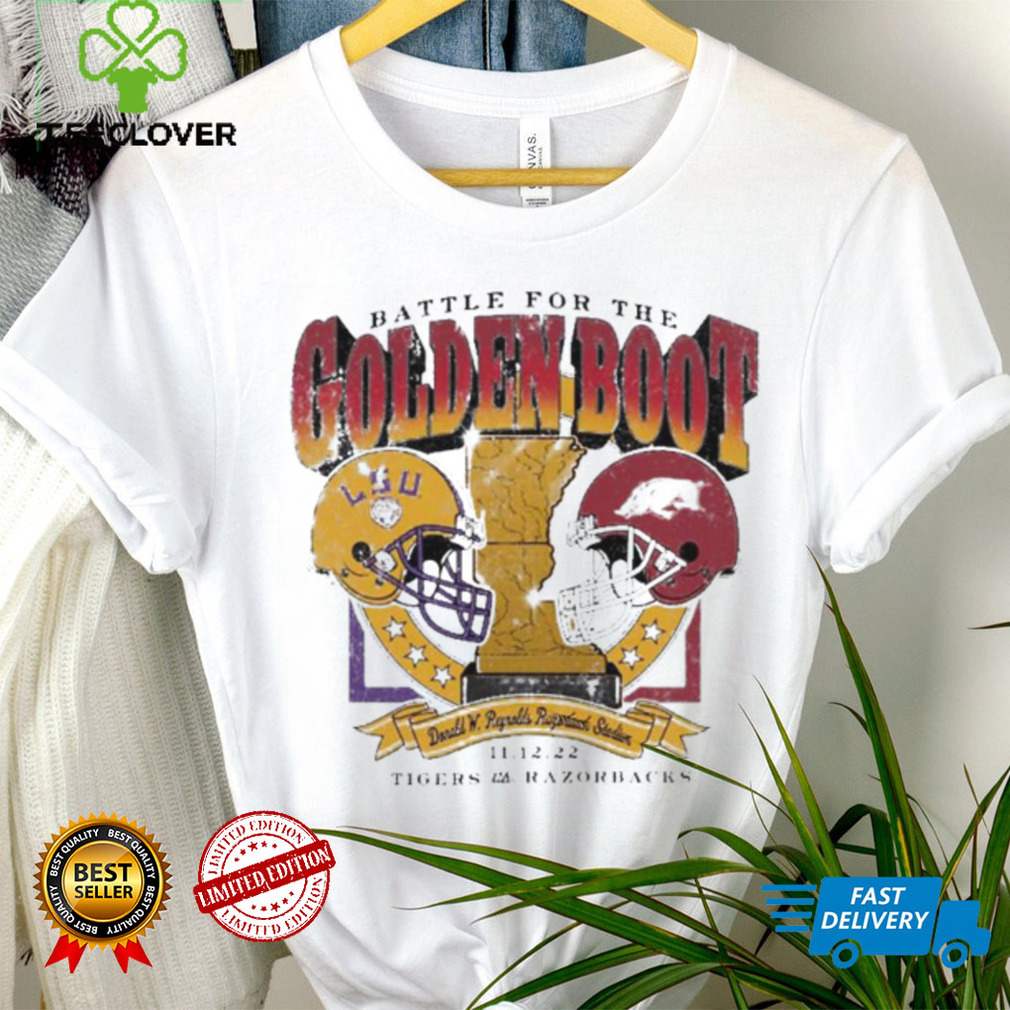 Golden Boot 2022 Tiger Vs Razorbacks Shirt Golden Boot 2022 Tiger Vs Razorbacks Shirt