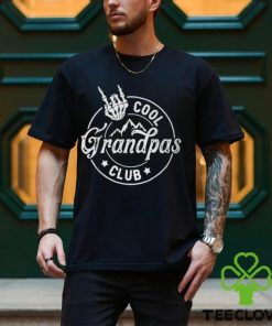 Grandpa Fathers Day Cool Grandpas Club Skeleton Hand T Shirt