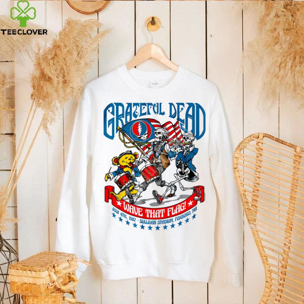 Grateful Dead Gd 4Th Of July T White Standard Short Sleeve T Shirt Grateful Dead Gd 4Th Of July T White Standard Short Sleeve T Shirt