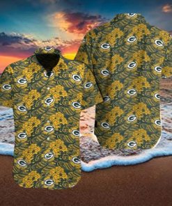 Green Bay Packers Great Waves Of Japanese Hawaiian Shirt And Short For Men Gift, Short Beach For Family