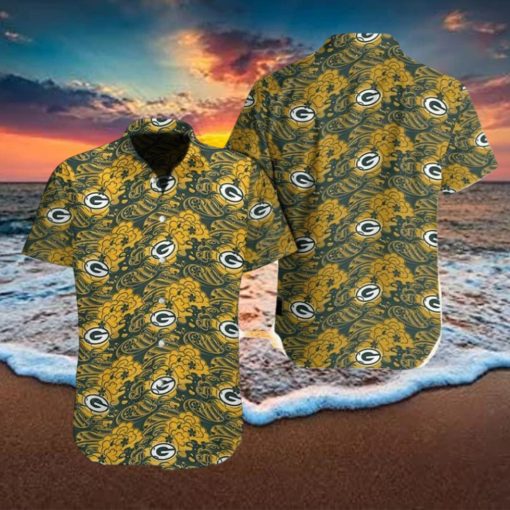 Green Bay Packers Great Waves Of Japanese Hawaiian Shirt And Short For Men Gift, Short Beach For Family