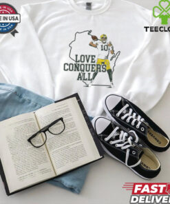 Green Bay Packers Love Conquers All T shirts