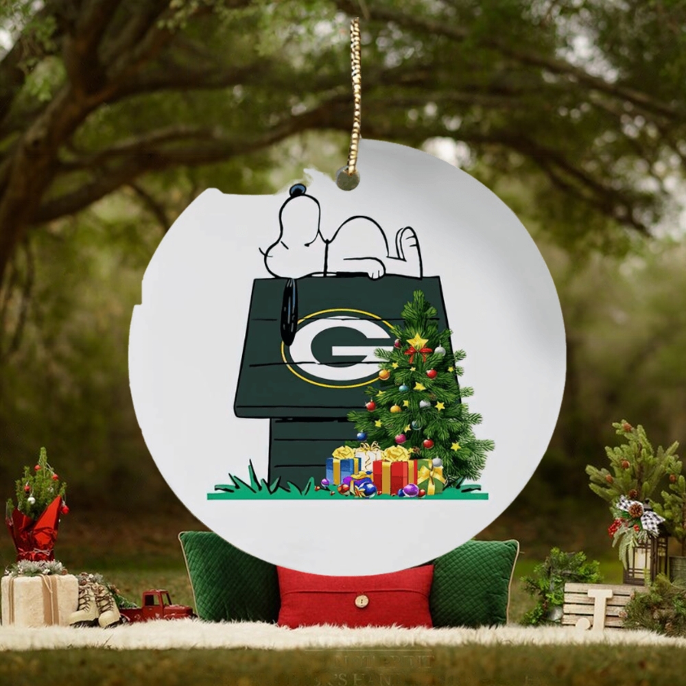 Green Bay Packers Snoopy NFL Football Ornaments Green Bay Packers Snoopy NFL Football Ornaments
