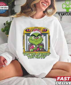 Grinch driving school bus they see me rollin’ they waitin’ Merry Christmas shirt