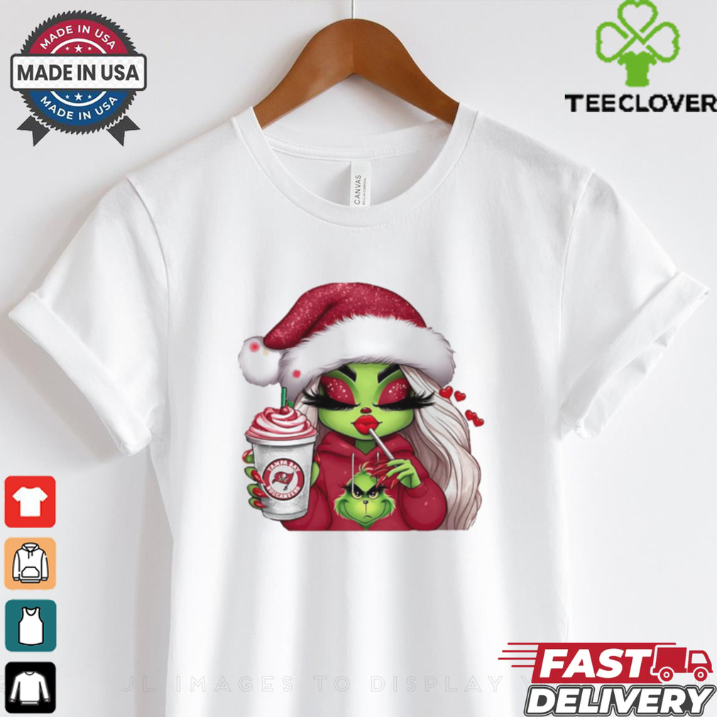 Grinch girl Tampa Bay Buccaneers drink juice Christmas shirt Grinch girl Tampa Bay Buccaneers drink juice Christmas shirt