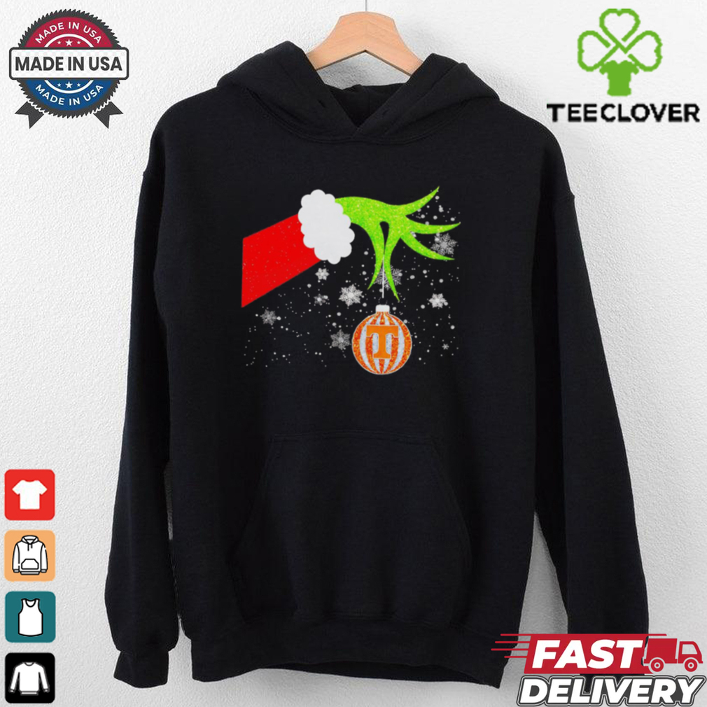 Grinch hand holding Tennessee Volunteers Christmas shirt Grinch hand holding Tennessee Volunteers Christmas shirt
