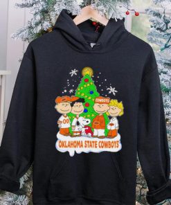 Happy Merry Christmas Peanuts Christmas tree Oklahoma State Cowboys football logo gift shirt