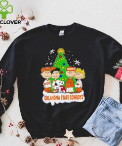 Happy Merry Christmas Peanuts Christmas tree Oklahoma State Cowboys football logo gift hoodie, sweater, longsleeve, shirt v-neck, t-shirt