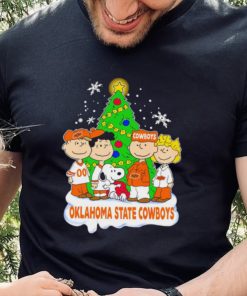 Happy Merry Christmas Peanuts Christmas tree Oklahoma State Cowboys football logo gift hoodie, sweater, longsleeve, shirt v-neck, t-shirt