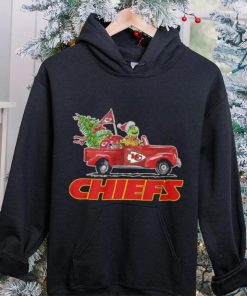 Happy Merry Christmas Snoopy drive a car Kansas City Chiefs shirt